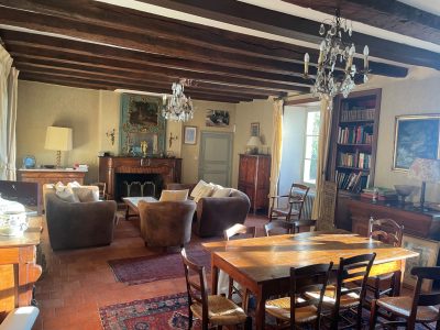 Meuble-de-tourisme-Maison-Seigneuriale-du-XVIIe-siecle_94047