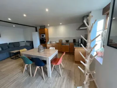 Meuble-de-tourisme-gt-La-Grande-Maison-8211-Pontorson_3547424