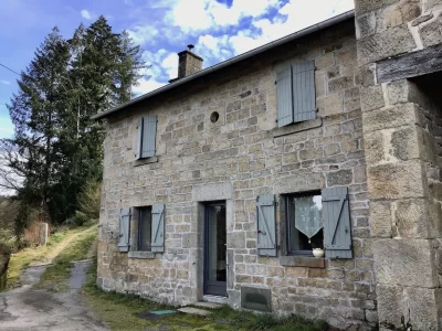 Meuble-de-tourisme-l039Albizia-de-la-Ferme-du-Val-de-Lauzat_878155