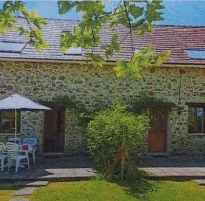 Meuble-gite-du-Sorbier-1-8211-Le-Chalard_1641420