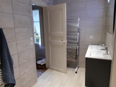 Meubles-8211-Bagneres-de-Luchon_142380