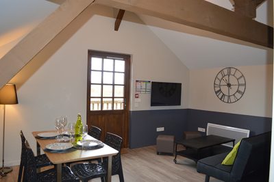 Meubles-8211-Bostens_124328