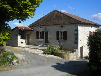 Meubles-8211-Bourdeilles_91749