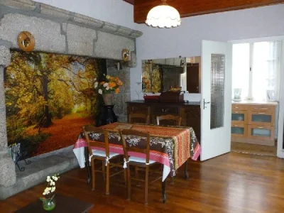 Meubles-8211-Entraygues-sur-Truyere_2239883