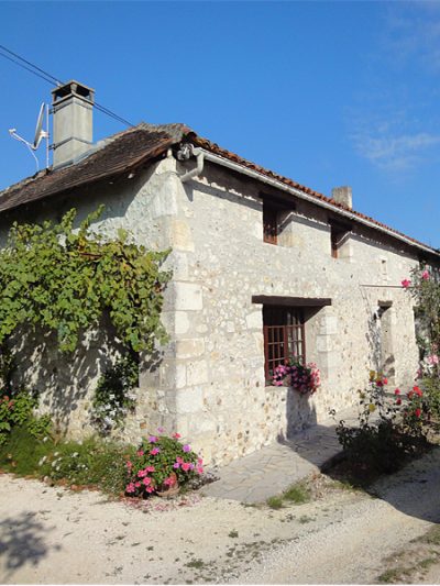 Meubles-8211-La-Chapelle-Gonaguet_123475
