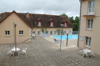 Meubles-8211-La-Roche-Posay_3370221