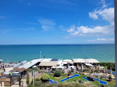 Meubles-8211-Luc-sur-Mer_2529409