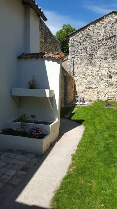 Meubles-8211-Neuville-de-Poitou_2175506