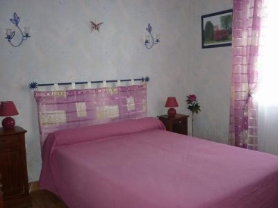 Meubles-8211-Saint-Cyr-les-Champagnes_91628