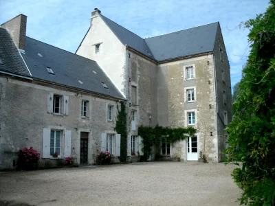 Meubles-8211-Saint-Denis-Lanneray_2516715
