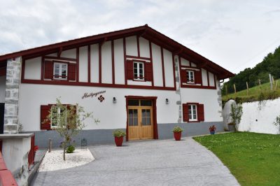 Meubles-8211-Saint-Esteben_125102