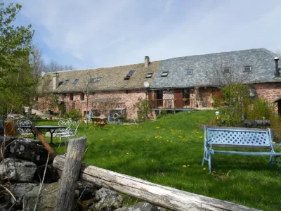 Meubles-8211-Saint-Geniez-d039Olt-et-d039Aubrac_2248217