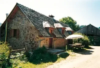 Meubles-8211-Saint-Geniez-d039Olt-et-d039Aubrac_2248817