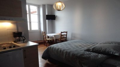 Meubles-8211-Saint-Jean-Pied-de-Port_111526