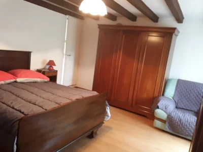 Meubles-8211-Saint-Julien-la-Genete_1552317