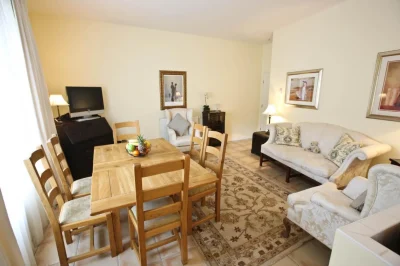 Meubles-8211-Saint-Laurent-de-Cerdans_2836212