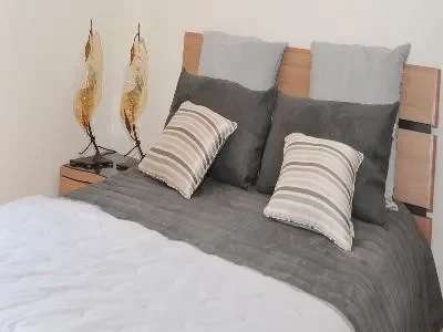 Meubles-8211-Saint-Marc-Jaumegarde_2582296