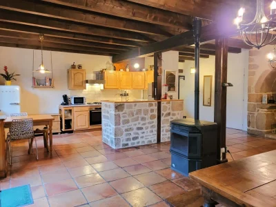 Meubles-8211-Saint-Martin-la-Meanne_3249645