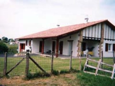 Meubles-8211-Saint-Pee-sur-Nivelle_107314