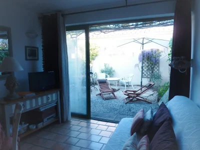Meubles-8211-Saint-Remy-de-Provence_2410112