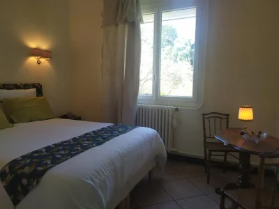 Meubles-8211-Saint-Remy-de-Provence_2737151