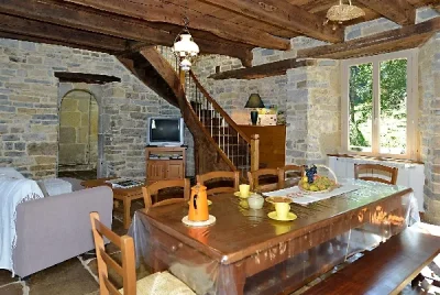 Meubles-8211-Saint-Saturnin-de-Lenne_2239725