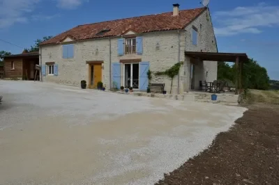 Meubles-8211-Saint-Vincent-Rive-d039Olt_2443610