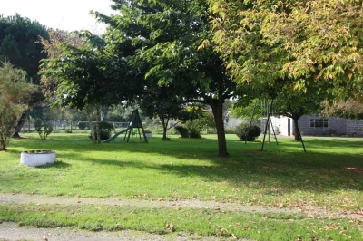 Meubles-8211-Saint-Vivien-de-Medoc_3736680
