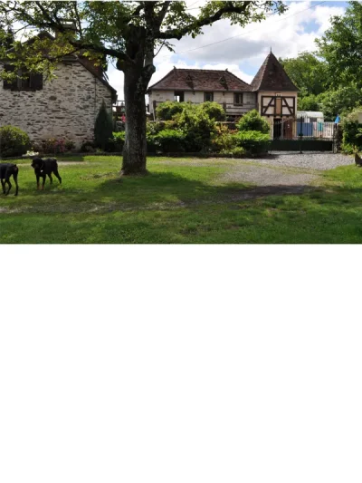 Meubles-8211-Savignac-Ledrier_2140852