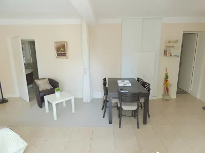Meubles-8211-Trouville-sur-Mer_2529649