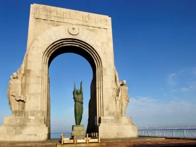 Monument-aux-morts-de-l039Armee-d039Orient_664355
