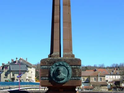 Monument-de-la-2eme-DB-8211-Baccarat_3886676