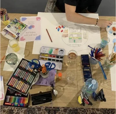 Moon-Creative-Workspace-8211-Bordeaux_1865407