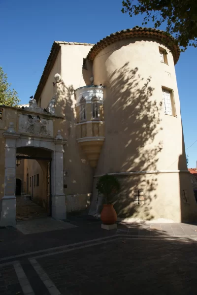 Musee-National-Picasso-quotLa-Guerre-et-la-Paixquot_345209