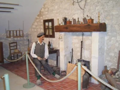 Musee-de-la-Pierre-a-Fusil-8211-Lucay-le-Male_3213213