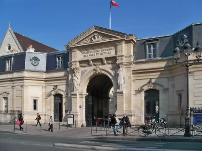 Musee-des-Arts-et-Metiers_495130