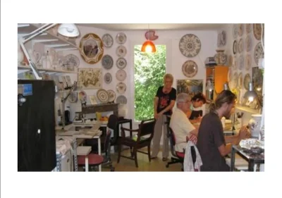 Nadine-VELARD-Meilleure-Ouvrier-de-France-et-Maitre-Artisan-en-Decoration-Ceramique-8211-Gourdon_3659347