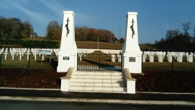 Necropole-Nationale-de-Crouy_552394