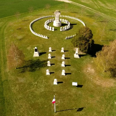 Necropole-Nationale-de-la-28e-brigade-8211-Souain-Perthes-les-Hurlus_1293043