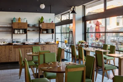 New-Hotel-Of-Marseille-8211-Marseille-7e-Arrondissement_2556695