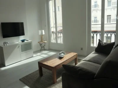Notre-Dame-8211-Marseille-1er-Arrondissement_2581601