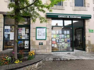 Office-de-Tourisme-Ouest-Limousin-8211-Accueil-de-Saint-Laurent-sur-Gorre-8211-Saint-Laurent-sur-Gorre_2596641