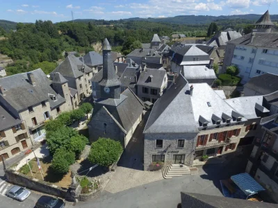 Office-de-Tourisme-Terres-de-Correze-8211-Bureau-de-Treignac-8211-Treignac_2594604