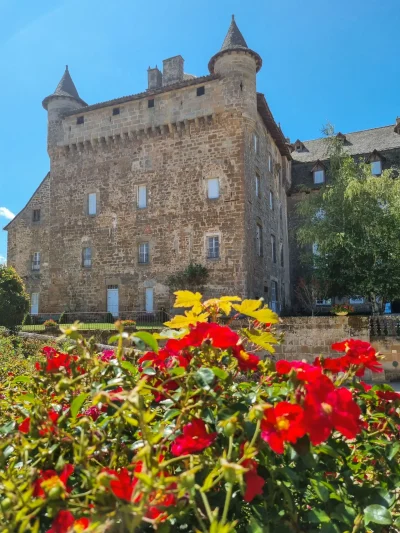 Office-de-Tourisme-du-Grand-Figeac-Vallees-du-Lot-et-du-Cele-8211-Bureau-d039information-de-Lacapelle-Marival-8211-Lacapelle-Marival_2602599