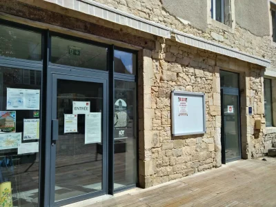 Office-de-Tourisme-du-Pays-de-Gourdon-entre-Lot-et-Dordogne-8211-Bureau-d039information-de-Salviac-8211-Salviac_2602045