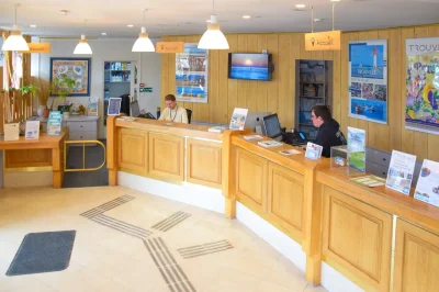 Office-de-Tourisme-et-d039Attractivite-de-Trouville-sur-Mer-8211-Trouville-sur-Mer_2452423
