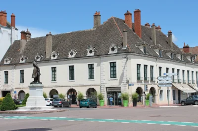Office-de-Tourisme-et-des-Congres-du-Grand-Chalon-8211-Chalon-sur-Saone_2353004