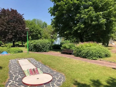 PARC-LATRONCE-8211-MINI-GOLF-8211-Longuyon_2139408