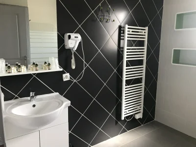 PARK-AND-SUITES-GORGES-DE-L039HERAULT-8211-Brissac_2829401