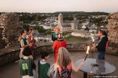 PIERRES-EN-LUMIERES-quotVisite-nocturne-du-chateau-medieval-de-Bricquebecquot-8211-30-05-2026-8211-Bricquebec-en-Cotentin_3354910